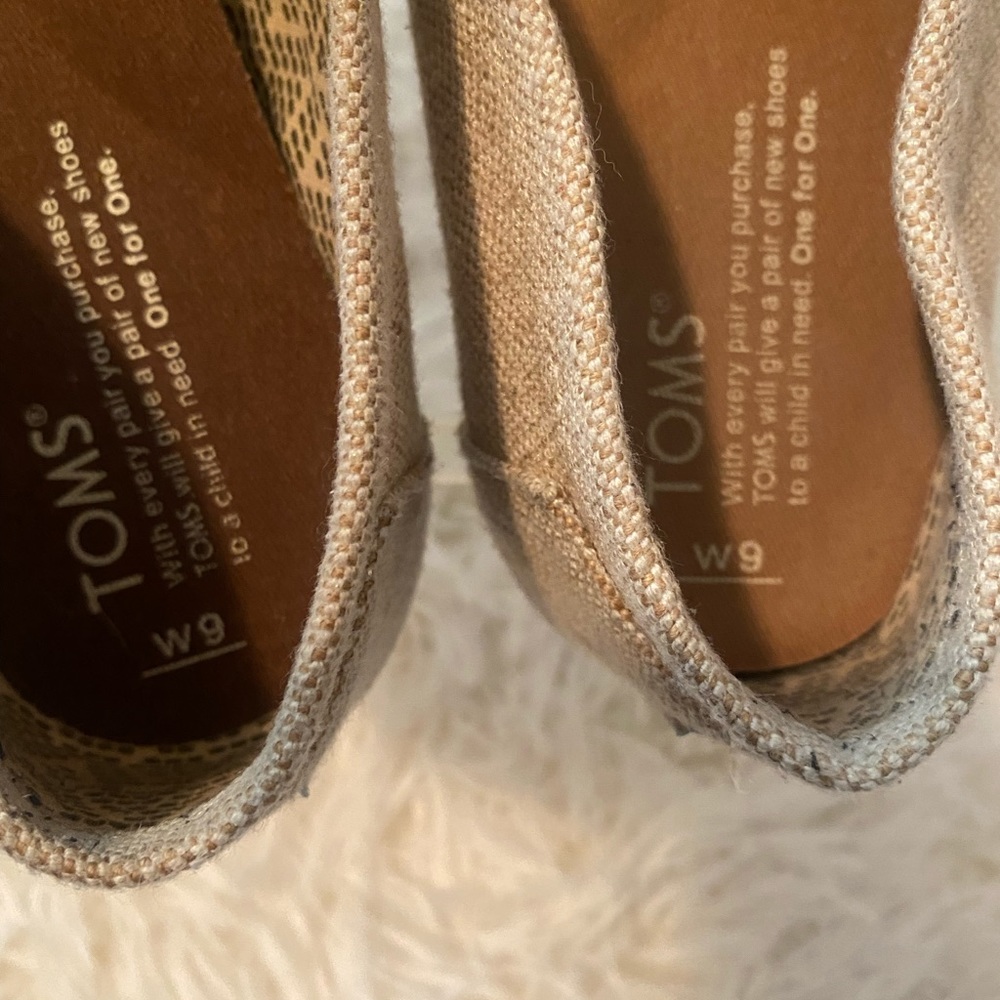 Toms cream size 9 - Picture 3 of 4